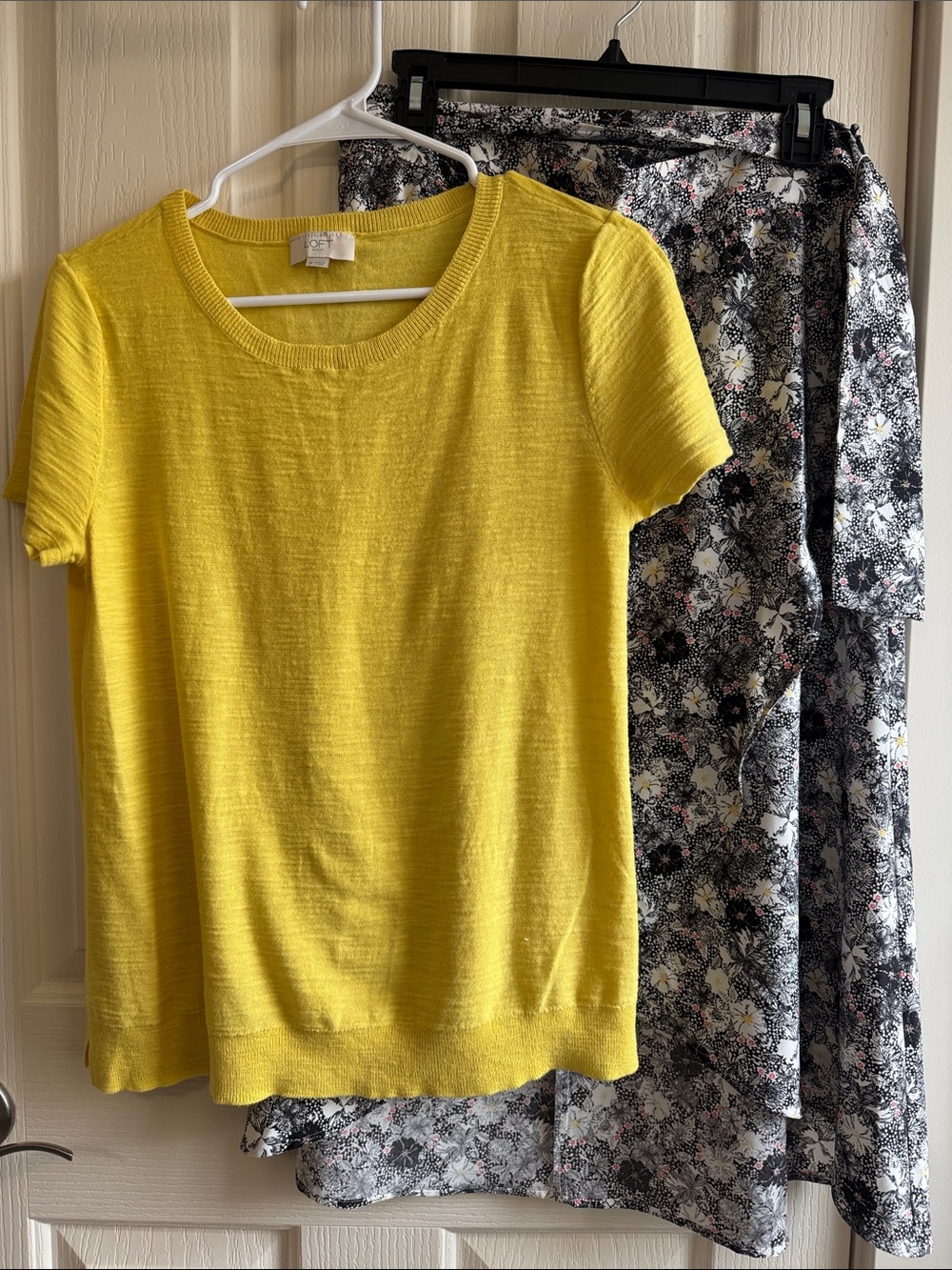 LOFT bundle  Knit Top and skirt